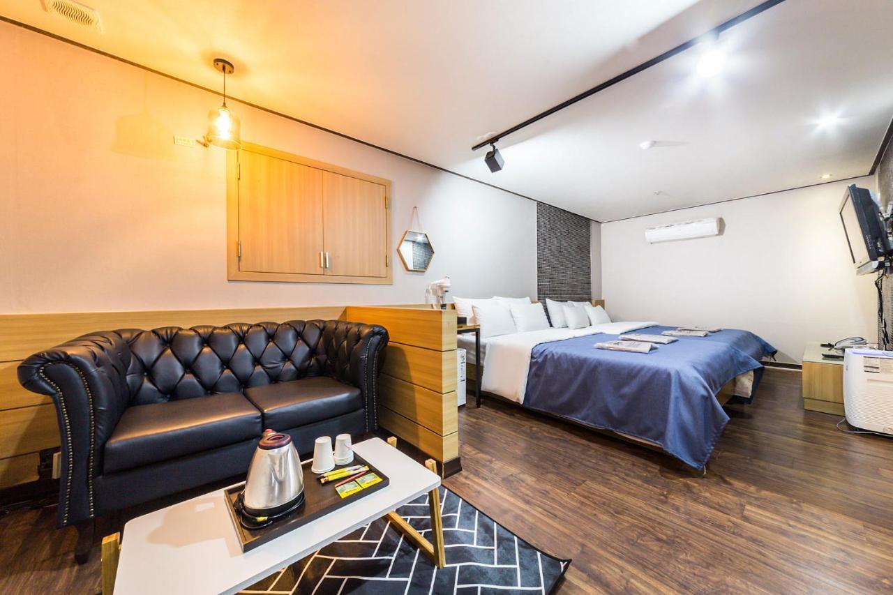 Chuncheon Sohsul Hotel Exteriör bild